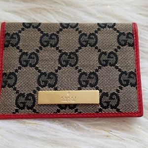 GUCCI Authentic canvas monogram card case